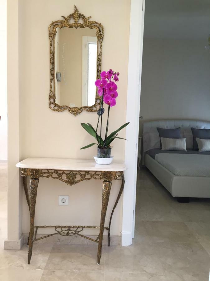 Dom wakacyjny Luxury Duplex With Views.