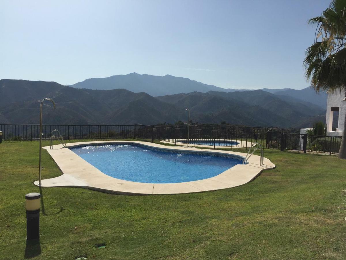 Luxury Duplex With Views. Ferienhaus